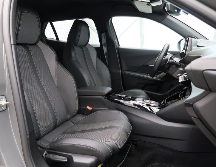 Peugeot 2008 SUV / Terénní 1,2 l 96 kw