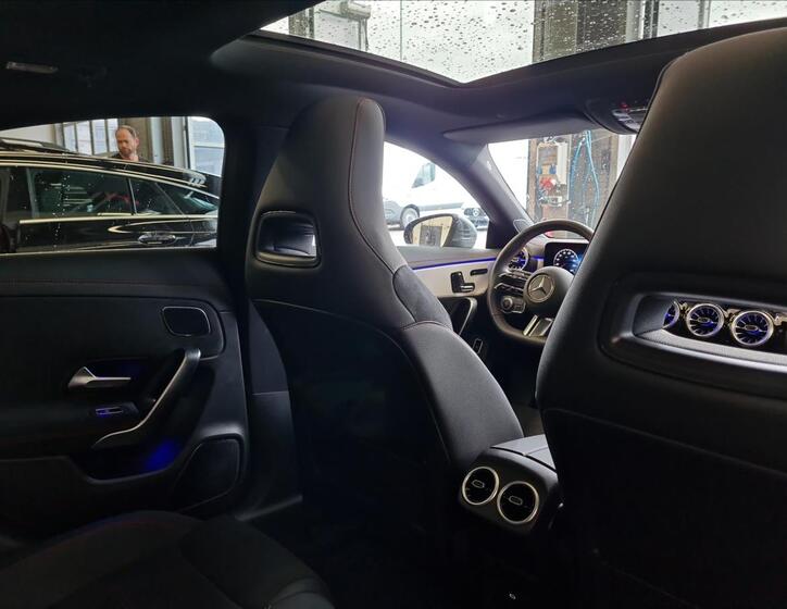 Mercedes-Benz CLA 20