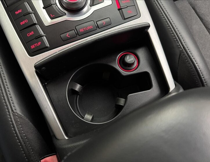 Audi A6 Sedan / Limuzína 2,7 l 140 kw