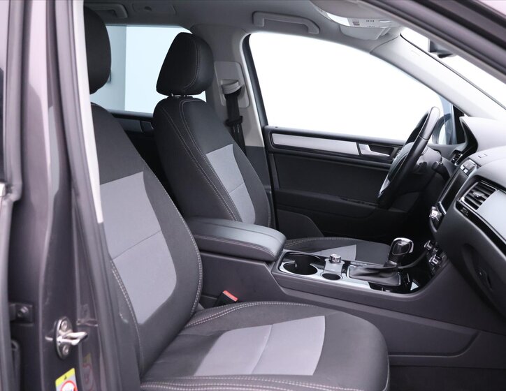 Volkswagen Touareg SUV 3,0 l 150 kw