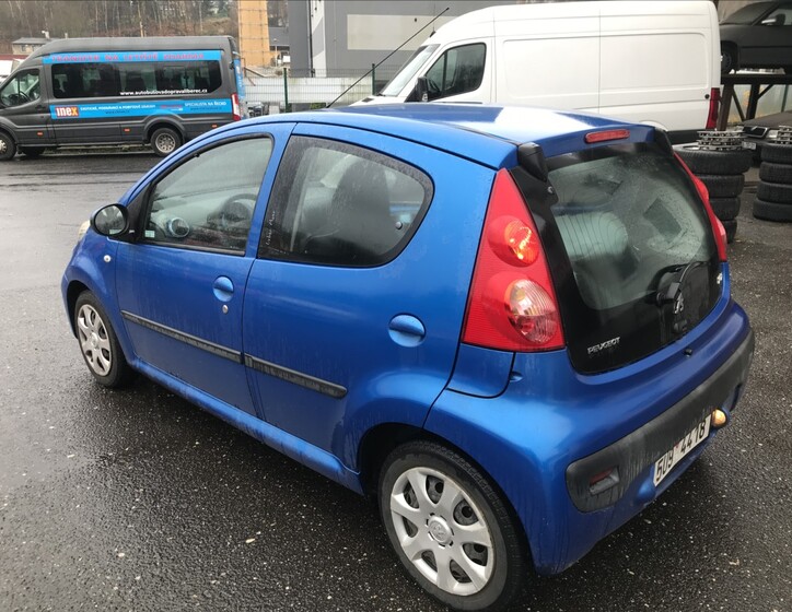 Peugeot 107 6