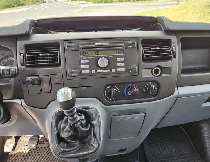 Ford Transit 11