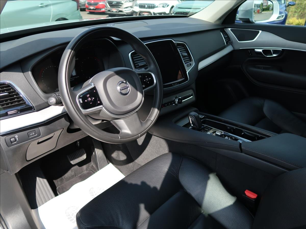 Volvo XC90 SUV / Terénní 2,0 l 173 kw