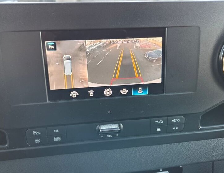 Mercedes-Benz Sprinter 13