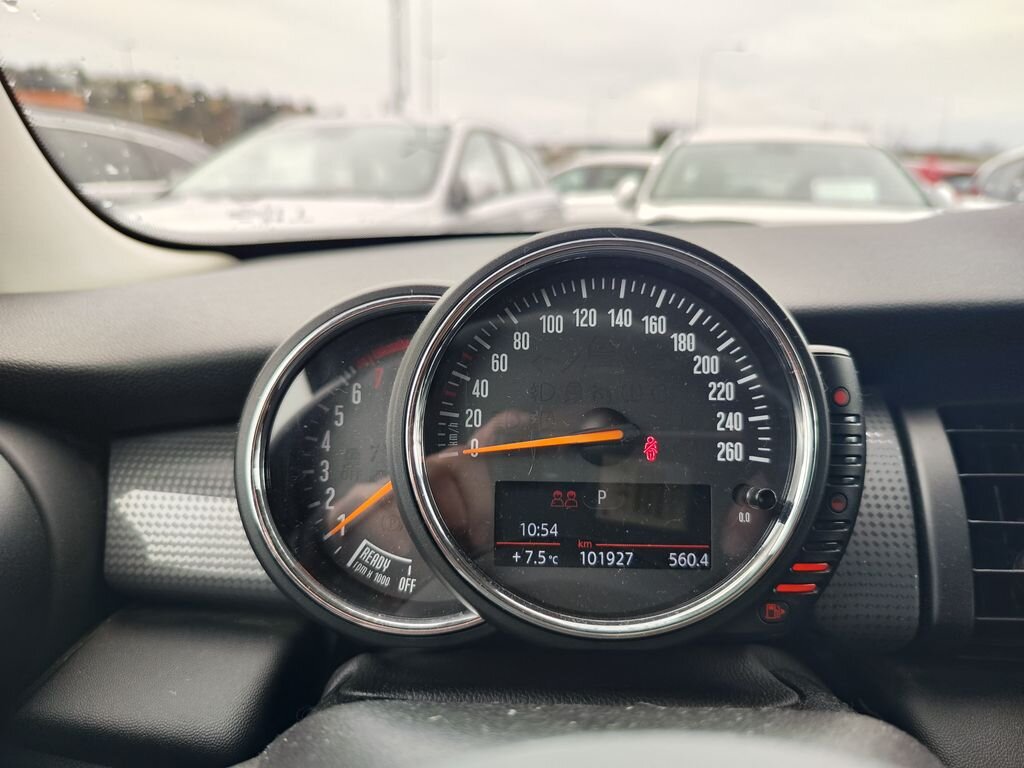 Mini Cooper Hatchback 1,5 l 100 kw