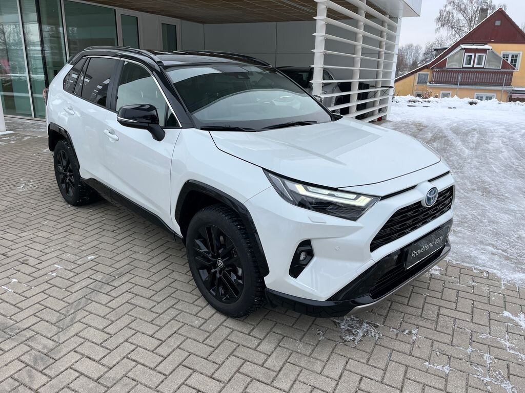 Toyota RAV4 SUV 2,5 l 131 kw
