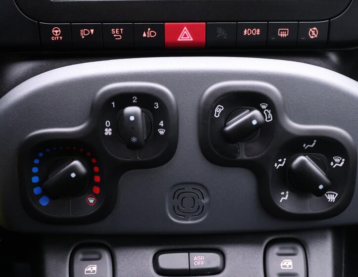 Fiat Panda Hatchback 999,0 51 kw