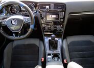 Volkswagen Golf 11
