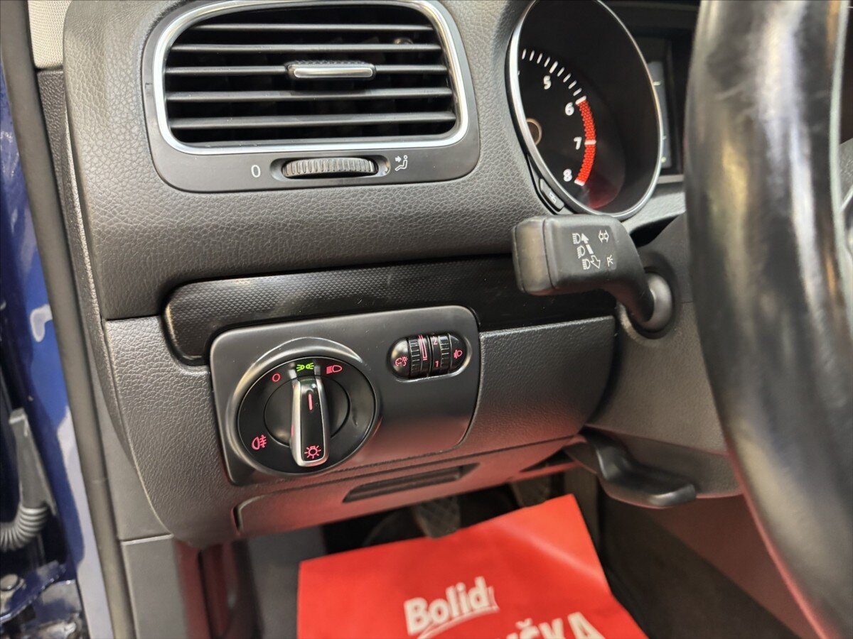 Volkswagen Golf Hatchback 1,4 l 59 kw