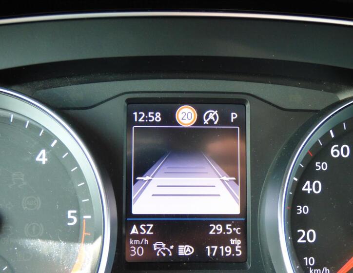 Volkswagen Passat 16