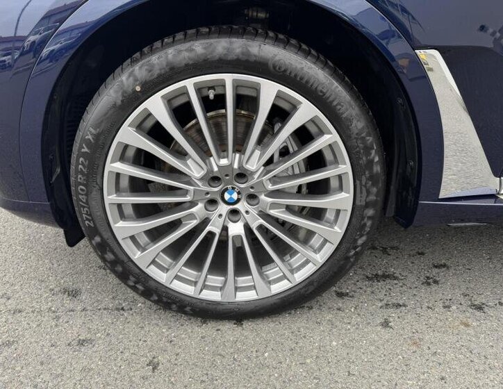 BMW X7 SUV 3,0 l 250 kw