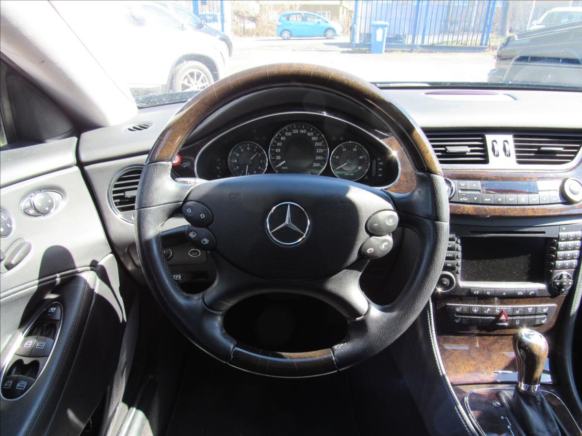 Mercedes-Benz CLS Sedan / Limuzína 3,0 l 165 kw
