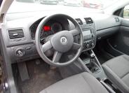 Volkswagen Golf 16