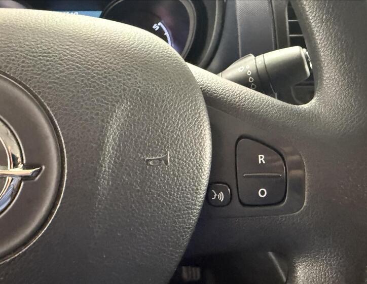 Opel Vivaro 17