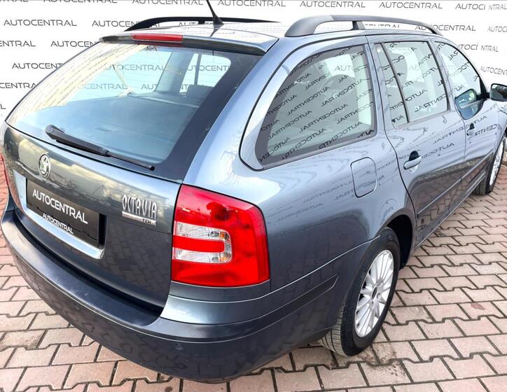 Škoda Octavia 10