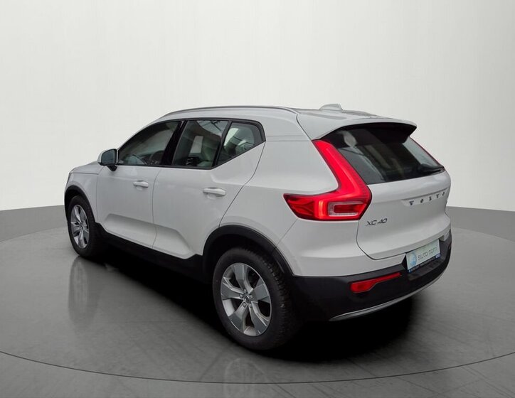 Volvo XC40 3