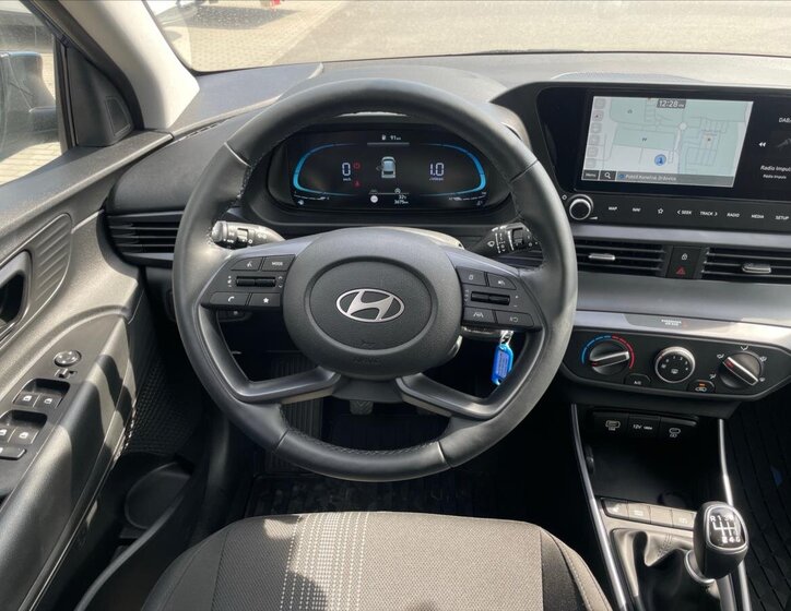 Hyundai i20 9