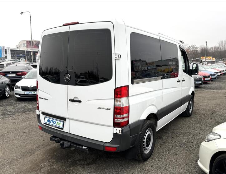 Mercedes-Benz Sprinter 4