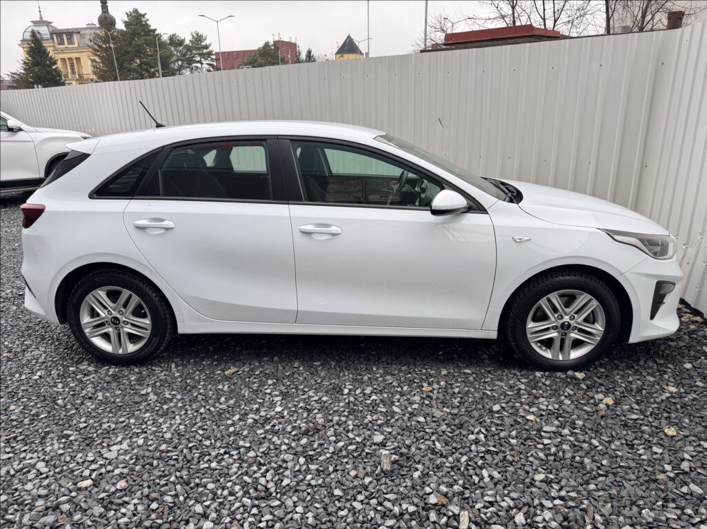 KIA Ceed Hatchback 1,4 l 73 kw