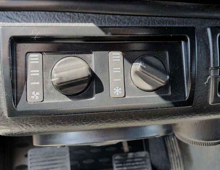 Land Rover Defender Ostatní 2,5 l 90 kw