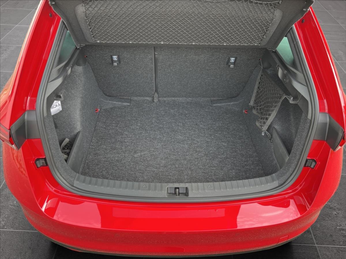 Škoda Scala Hatchback 1,5 l 110 kw