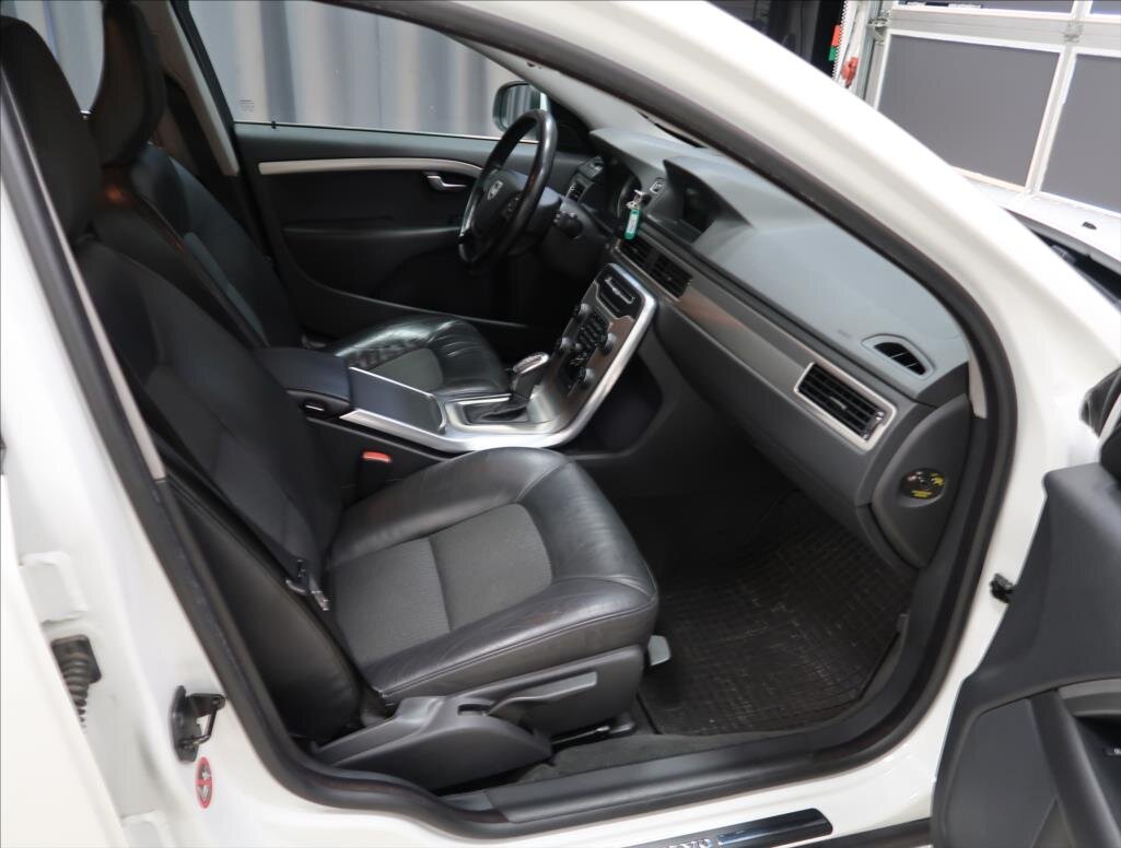 Volvo V70 Kombi 2,4 l 120 kw