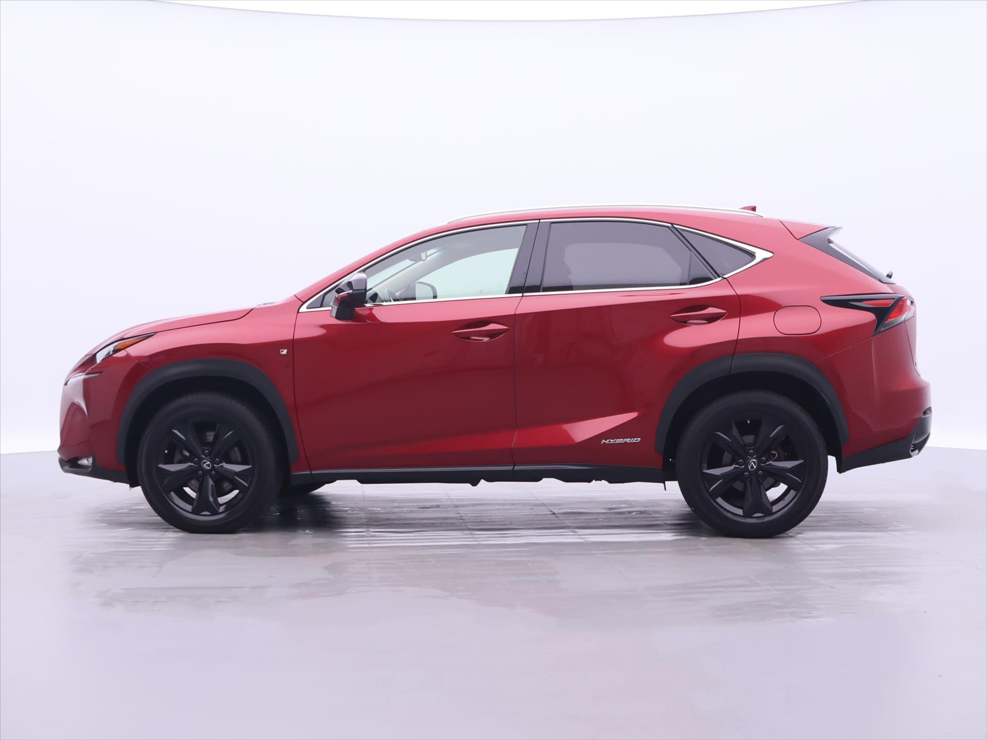 Lexus NX 300h SUV 2,5 l 114 kw