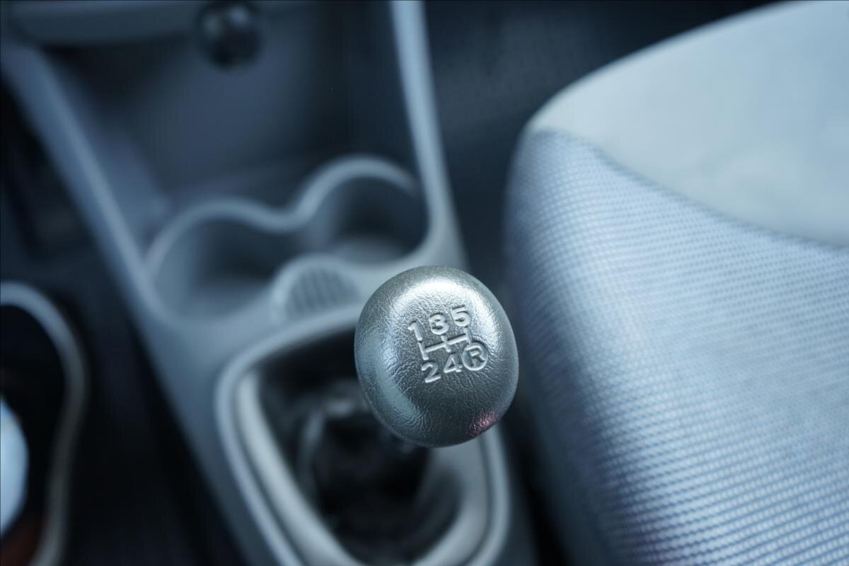 Peugeot 107 Hatchback 998,0 50 kw