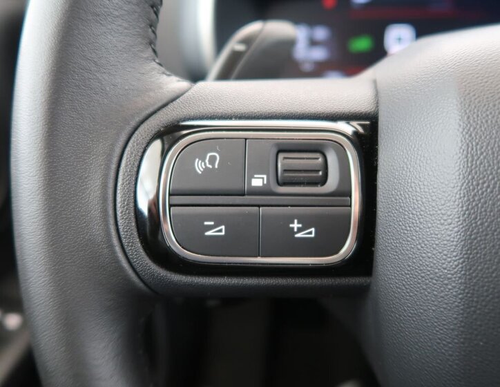 Citroën C5 Aircross SUV / Terénní 1,5 l 96 kw