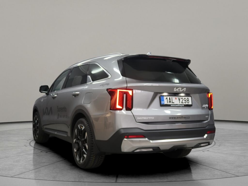 KIA Sorento SUV / Terénní 2,2 l 142 kw