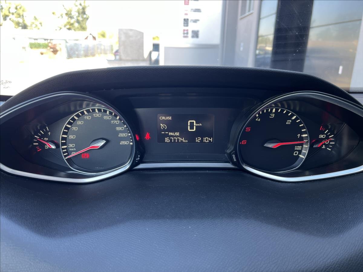 Peugeot 308 Kombi 1,6 l 88 kw