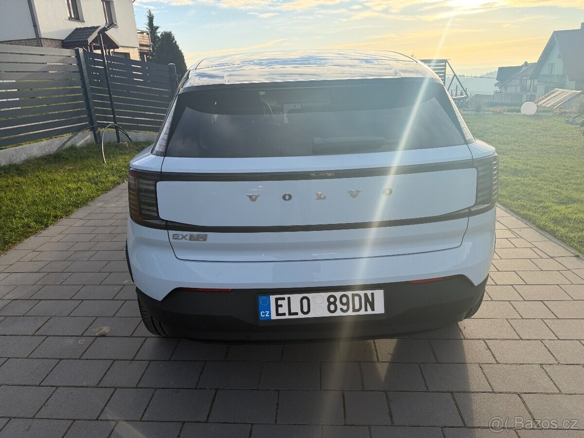 Volvo EX30 Hatchback 0,0 0