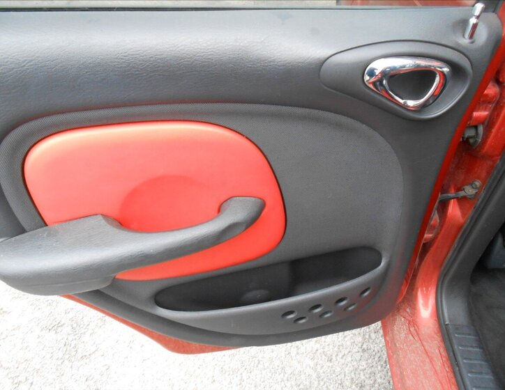 Chrysler PT Cruiser Hatchback 2,1 l 89 kw