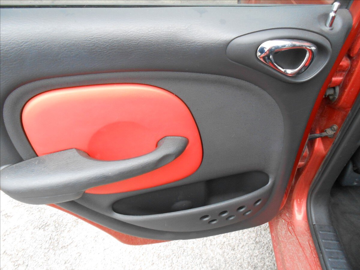 Chrysler PT Cruiser Hatchback 2,1 l 89 kw