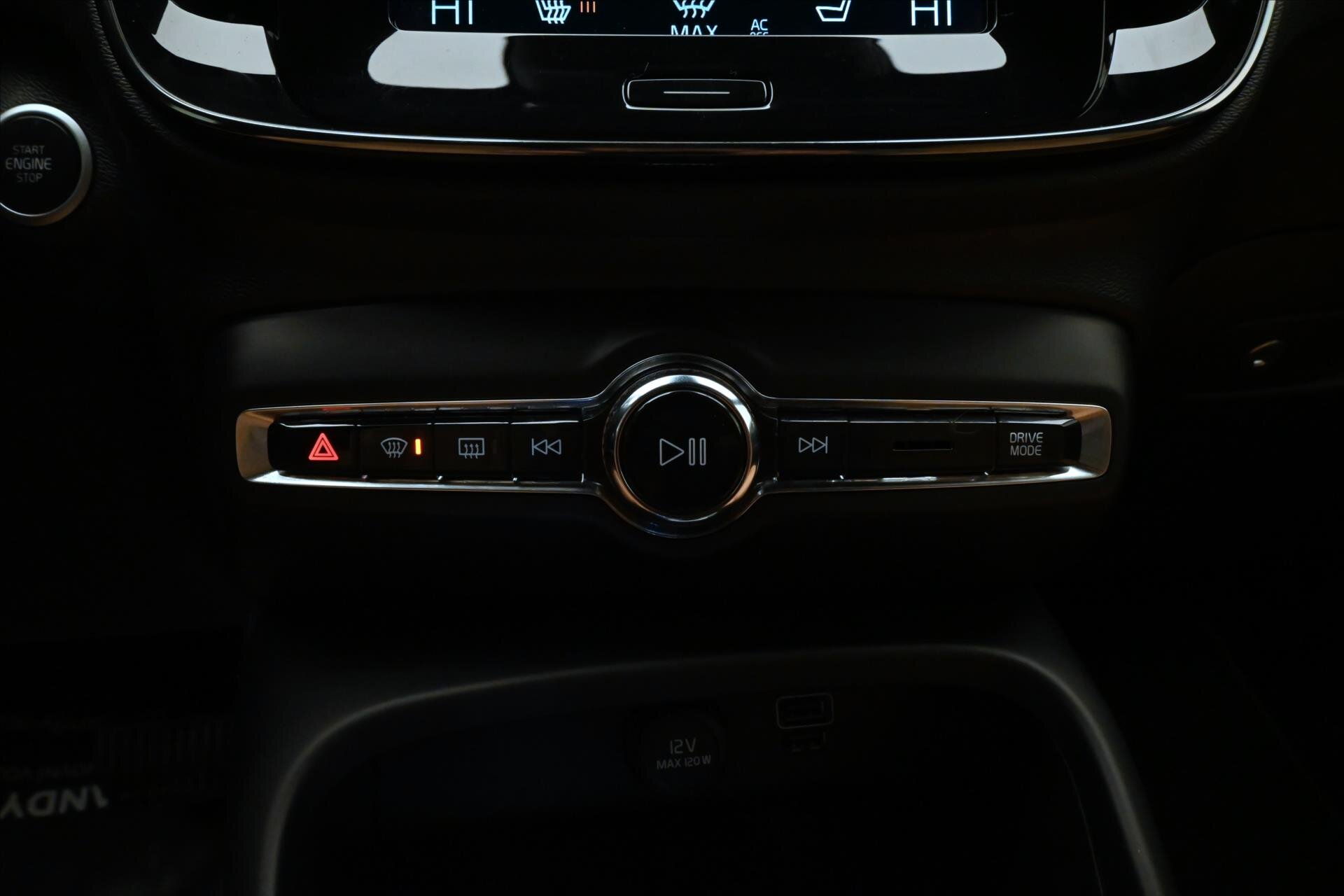 Volvo XC40 SUV 2,0 l 140 kw