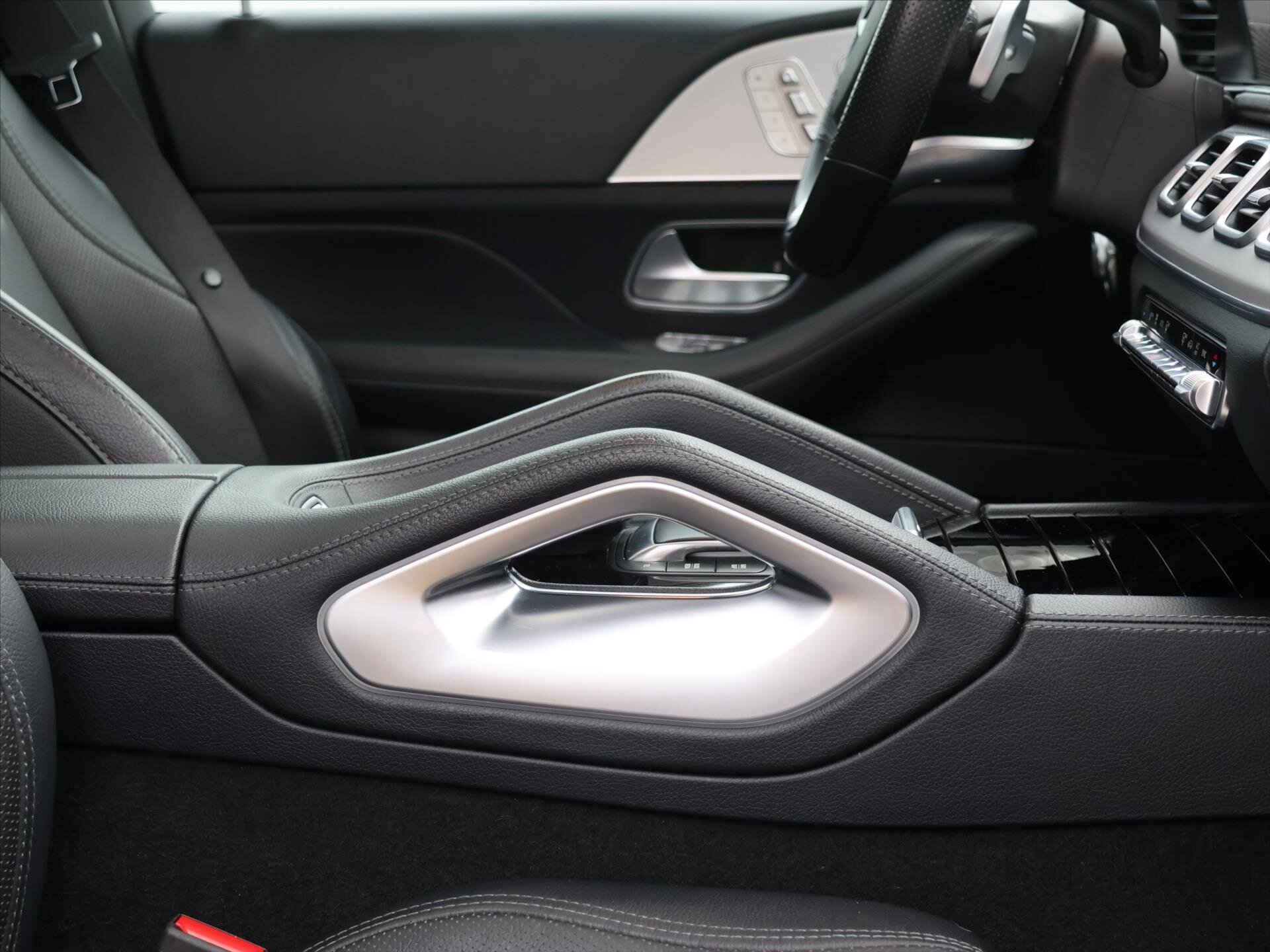 Mercedes-Benz GLE SUV 3,0 l 270 kw