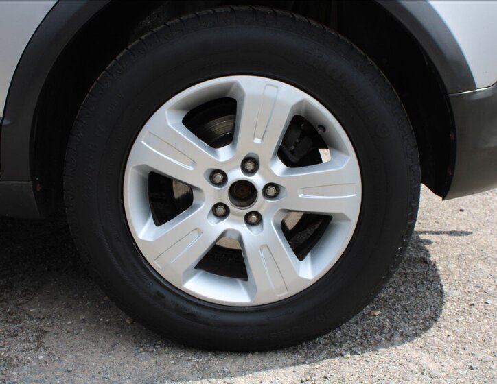 Opel Antara SUV / Terénní 2,0 l 110 kw