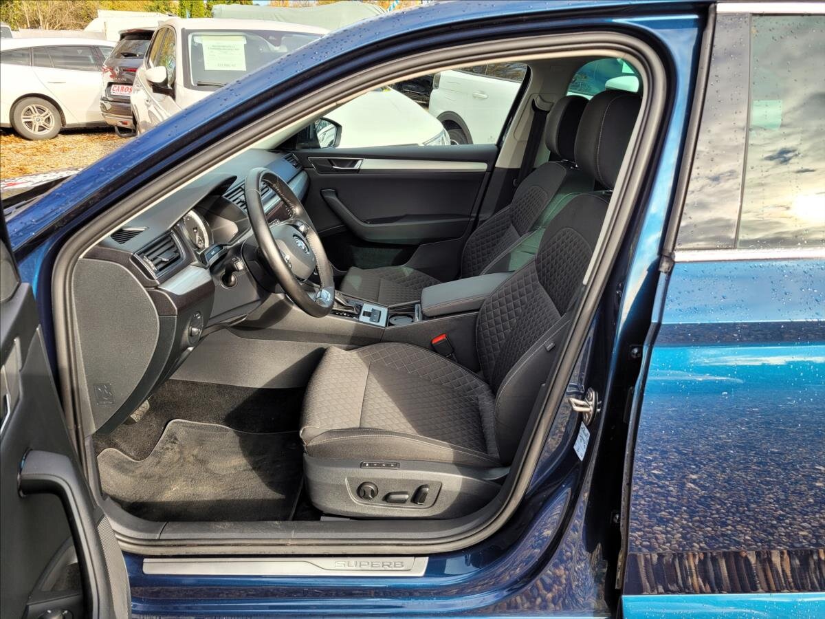 Škoda Superb
