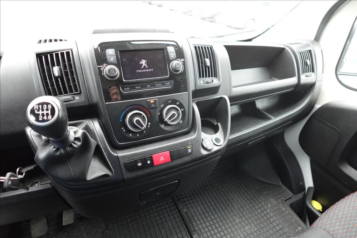Peugeot Boxer Ostatní 2,2 l 121 kw