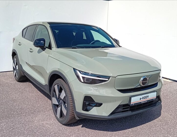 Volvo C40 Hatchback 0,0 300 kw