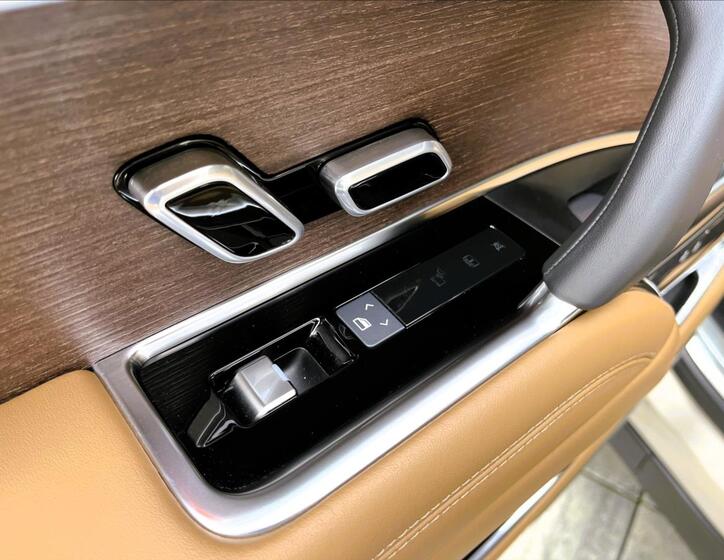 Land Rover Range Rover 40