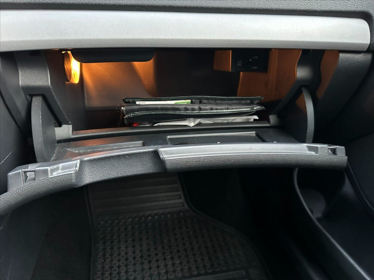 Škoda Octavia Kombi 2,0 l 103 kw