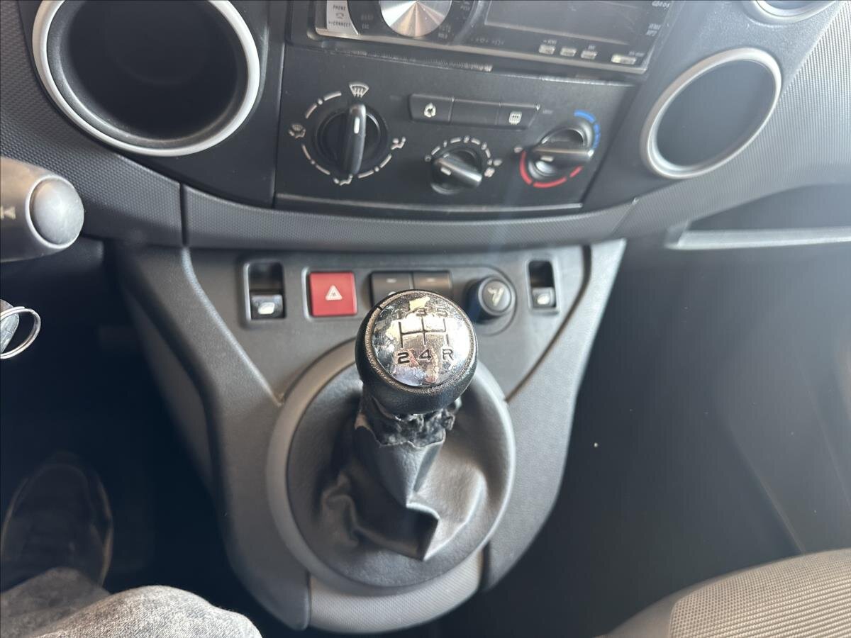 Peugeot Partner Pick-up 1,6 l 66 kw