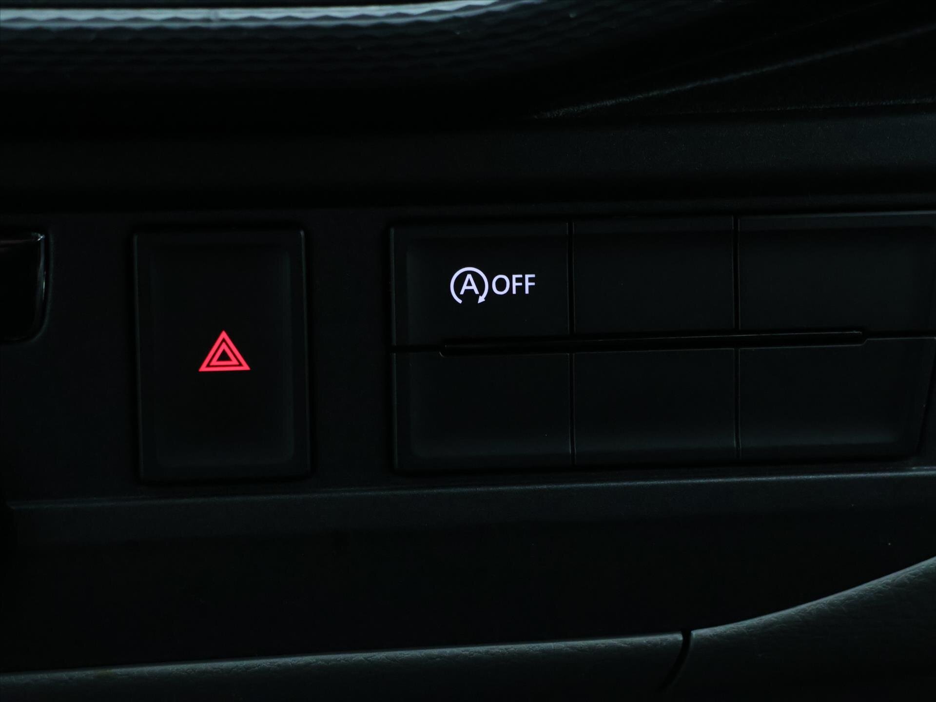 Volkswagen Transporter Skříň 2,0 l 110 kw