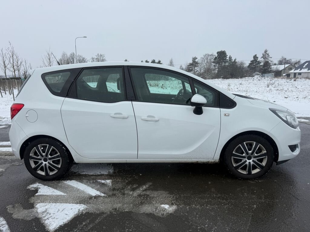 Opel Meriva MPV 1,4 l 74 kw