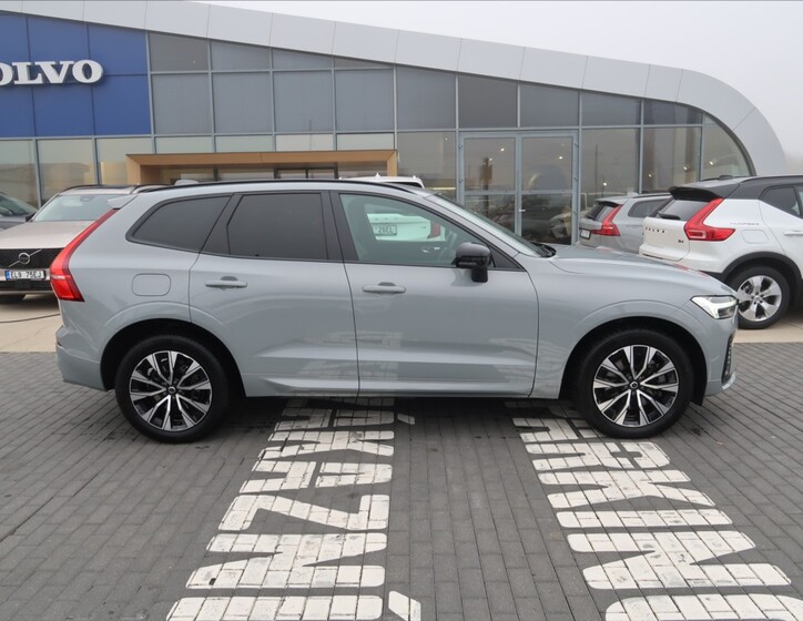 Volvo XC60 4