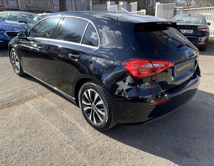 Mercedes-Benz Třídy A Hatchback 1,3 l 120 kw