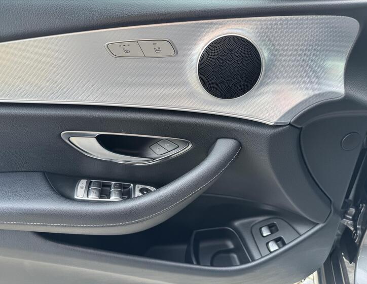 Mercedes-Benz Třídy E 5