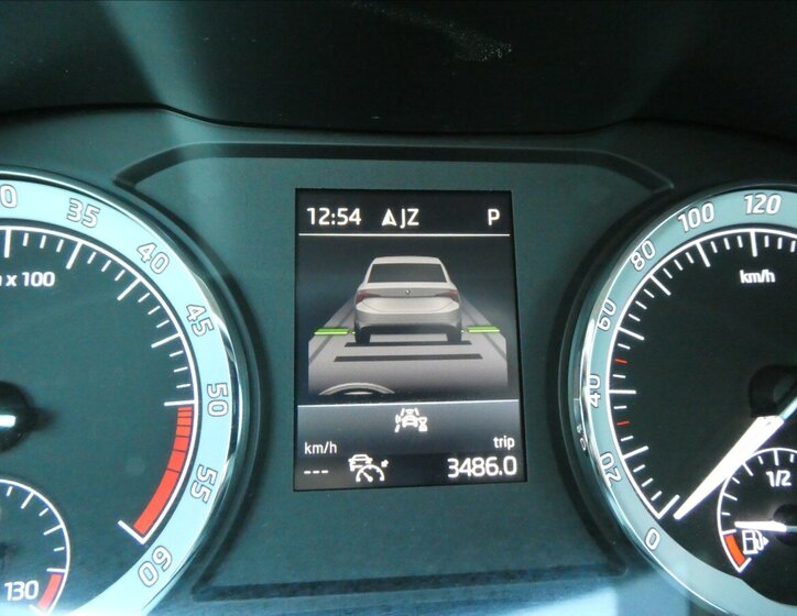 Škoda Karoq SUV 2,0 l 110 kw