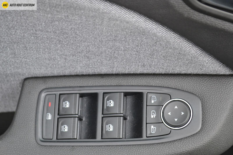 Renault Clio Hatchback 999,0 67 kw